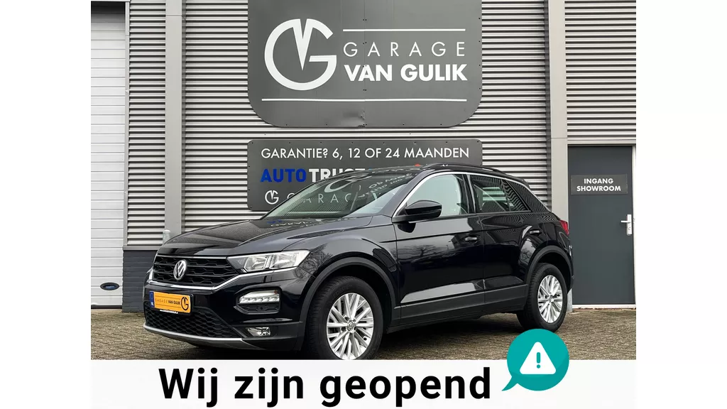 Volkswagen T-Roc 1.5 TSI 150PK Sport Clima,AdaptiveCruiseControl,Camera,AppleCarPlay,Stoel&amp;StuurVerwarming,LaneAssist,PdcV&amp;A,Usb,