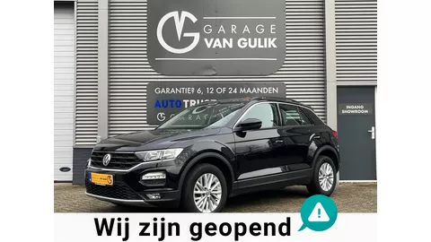 Volkswagen T-Roc 1.5 TSI 150PK Sport Clima,AdaptiveCruiseControl,Camera,AppleCarPlay,Stoel&amp;StuurVerwarming,LaneAssist,PdcV&amp;A,Usb,