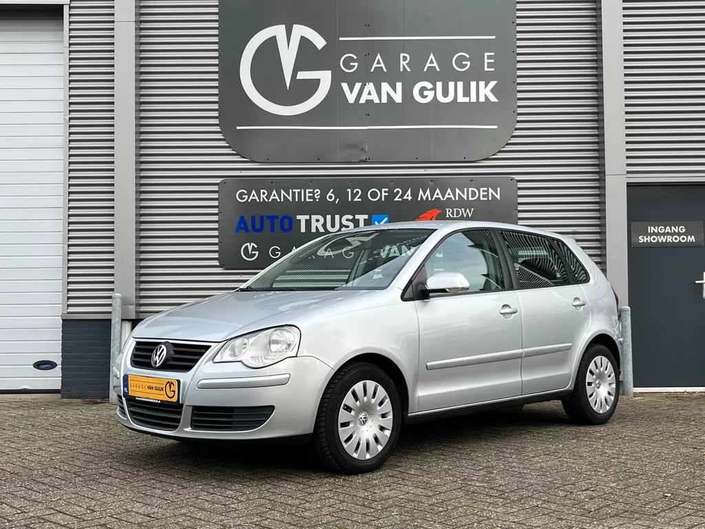Volkswagen Polo 1.4-16V Comfortline 80PK Airco,Cruise,Isofix,ElektrRamen+Spiegels,Radio/Cd-Speler,Stuurbekrachtiging.