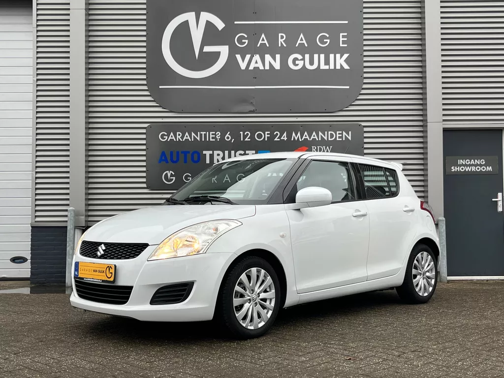 Suzuki Swift 1.2 Bandit EASSS 94PK Airco,Cruise,Isofix,ElektrRamen+Spiegels,Usb,Radio/Cd-Speler,Lmv,Bluetooth,Multi-Stuur.