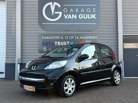Peugeot 107 1.0-12V Urban Move 68PK Airco,ElektrRamen,Isofix,Toerenteller,Radio/Cd-Speler,5-Deurs,Enz.