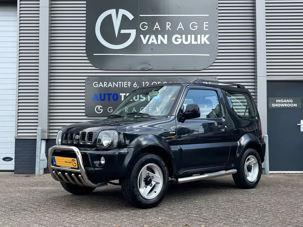 Suzuki Jimny 1.3 Special 80PK Trekhaak,4WD,ElektrRamen,Bull-Bar,Side-Bar,Radio/Cd-Speler,CentrVergr,Dakrail,Lmv.