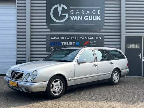 Mercedes-Benz E-klasse Combi 200 Classic 136PK Automaat Airco,Trekhaak,OnderhoudshistorieVerledenAanwezig,CruiseControl,