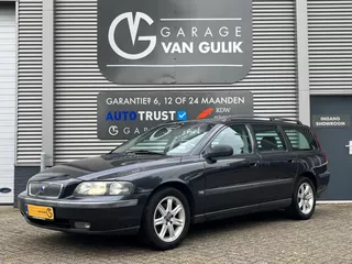 Volvo V70 2.4 T Geartr. C.L. 200PK Automaat,TrekhaakClima,Cruise,Isofix,ElektrRamenV+A,ElektrSpiegels,Radio/Cd-Speler,Multi-Stuur.
