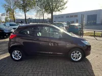 Ford Ka 1.2 Trend 69PK Airco,ElektrRamen+Spiegels,Lmv,Radio/Cd-Speler,Boordcomputer. Foto