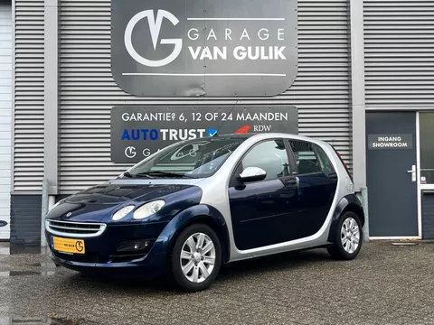 Smart Forfour 1.3 passion 95PK Airco,Panodak,Lmv,ElektrRamen,Radio/Cd-Speler,Leder,BoordComputer.