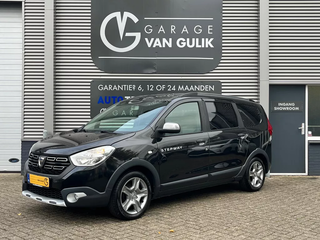 Dacia Lodgy 1.2 TCe 116PK Stepway 7 Persoons Navigatie,CruiseControl,Isofix,Bluetooth,Parkeersensoren,Start/Stop,GetintGlas,Eco,