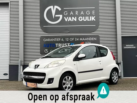 Peugeot 107 1.0-12V 68PK XS 3drs Automaat Stuurb.,Isofix,Radio/CdSpeler,ElektrischeRuiten,Toerenteller,