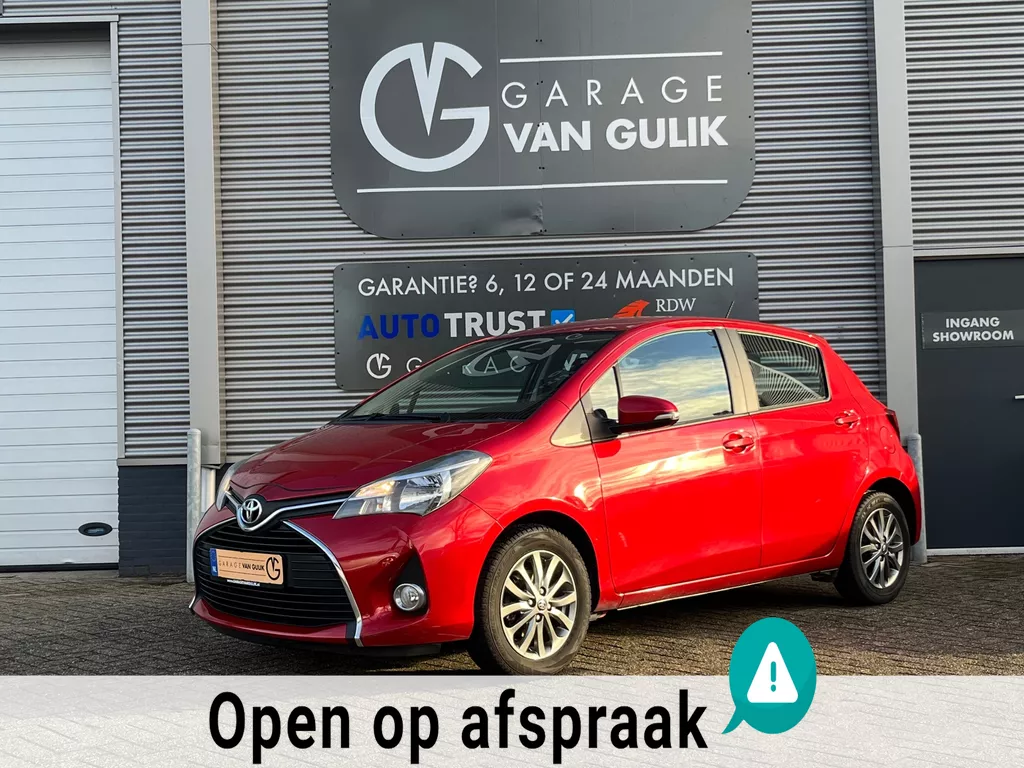 Toyota Yaris 1.3 99PK VVT-i 5 deuren Airco,Bluetooth,Camera,Isofix,LederenStuurwiel,Lmv,Usb,