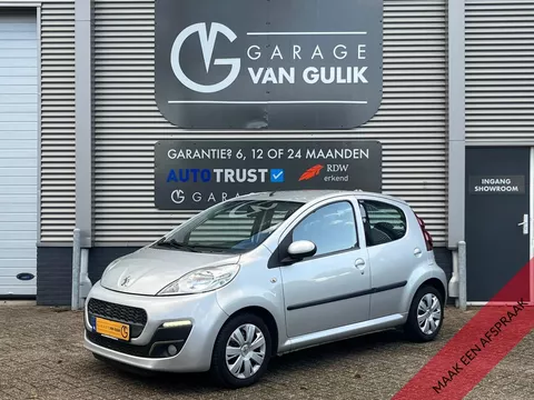 Peugeot 107 1.0 68PK Automaat 5 deuren Airco,Led,Isofix,Radio/CdSpeler,Aux,ElektrischPakket,Flippers,ColorPakket,
