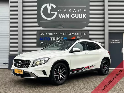 Mercedes-Benz GLA-klasse 180 122PK Airco,Navi,Panodak,Camera,PdcV+A,Stoelverw.,Lmv,Usb,Stuurb.,Leder/Stof,Xenon,Led,