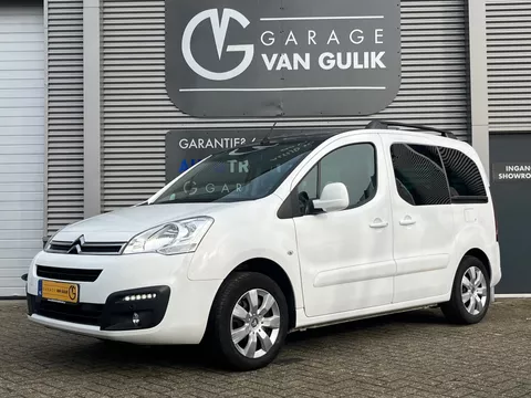 Citroen Berlingo 1.2 110PK Navi,Clima,Cruise,Trekhaak,Stoelverw,Bluetooth,Camera,Panoramadak,Dakrail,Parkeersensoren,LED,Stuurbed