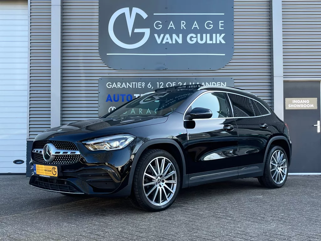 Mercedes-Benz GLA-klasse 250 e AMG 235PK Automaat,Navi,Clima,Adapt.Cruise,PanoDak,Carplay,BurmesterAudio,Camera,PdcV+A,Isofix