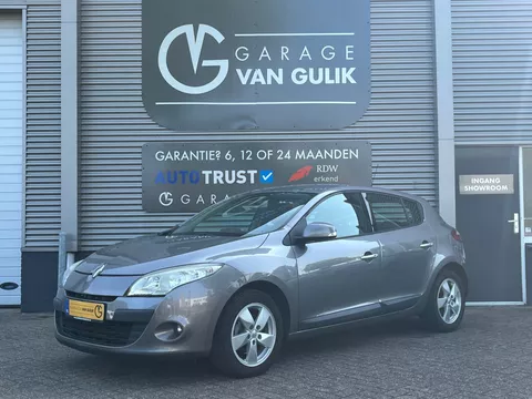 Renault M&eacute;gane 2.0 140PK Dynamique Automaat Navi,Clima,Cruise,Trekhaak,5deuren,Pdc,Isofix,Armsteun,Bluetooth,LichtmetalenVelgen,