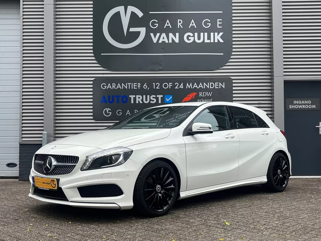 Mercedes-Benz A-klasse 180 122PK AMG Navi,Clima,Cruise,Carplay,Isofix,Lmv,Bluetooth,Led,Pdc,ElektrRamen+Spiegels,Alcantara