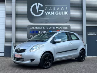 Toyota Yaris 1.3 VVTi Sol MMT AUTOMAAT Airco,Radio/CdSpeler,Isofix,LichtmetalenVelgen,Stuurb.,ElektrischeRuiten,LederenStuurwiel,